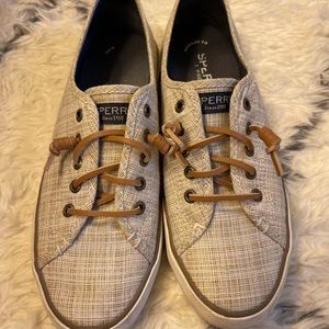 Women’s Sperry slip on sneakers